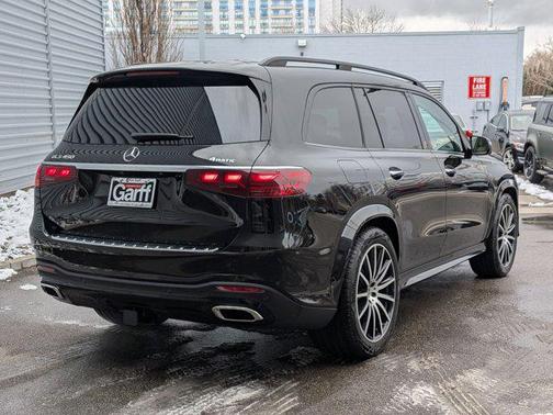 Obsidian Black Metallic 2026 Mercedes-Benz GLS 450 4MATIC
