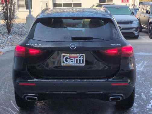 Night Black 2026 Mercedes-Benz GLA 250 4MATIC
