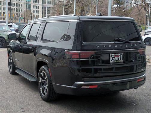 2024 Jeep Wagoneer L Series III 4x4