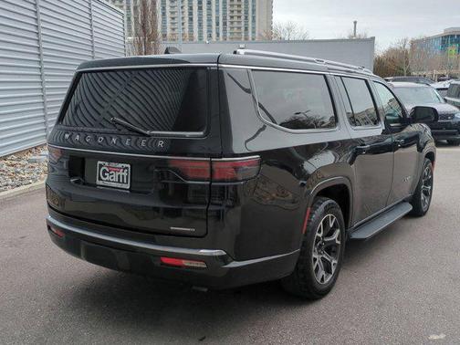 2024 Jeep Wagoneer L Series III 4x4