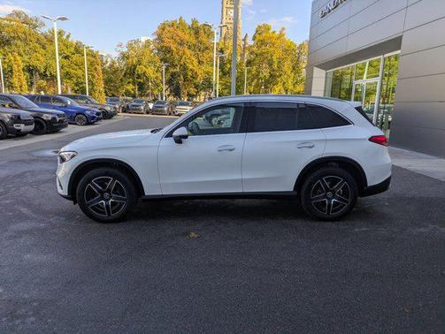 2026 Mercedes-Benz GLC 300 4MATIC