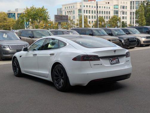 2020 Tesla Model S 4dr Car