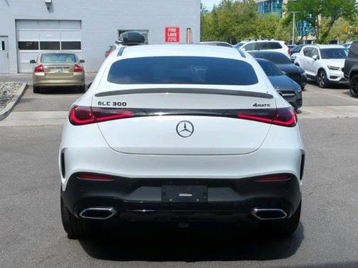 2025 Mercedes-Benz GLC 300 4MATIC Coupe