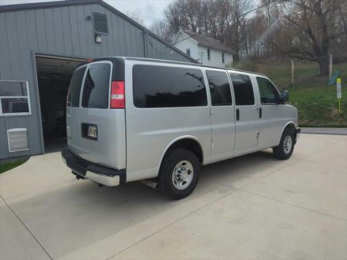 2023 Chevrolet Express 3500 RWD 3500 Regular Wheelbase LS