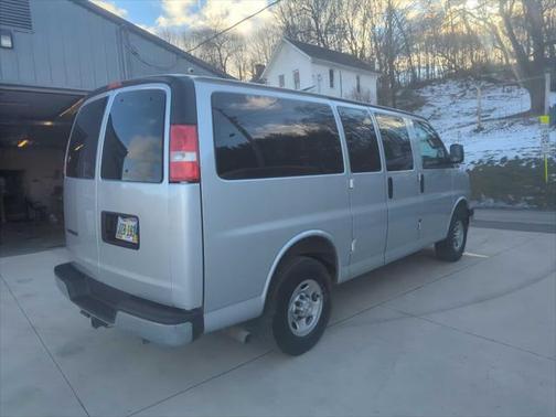 2023 Chevrolet Express 3500 RWD 3500 Regular Wheelbase LS