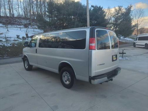 2023 Chevrolet Express 3500 RWD 3500 Regular Wheelbase LS
