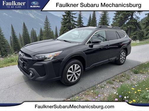 Crystal Black Silica 2023 Subaru Outback Premium