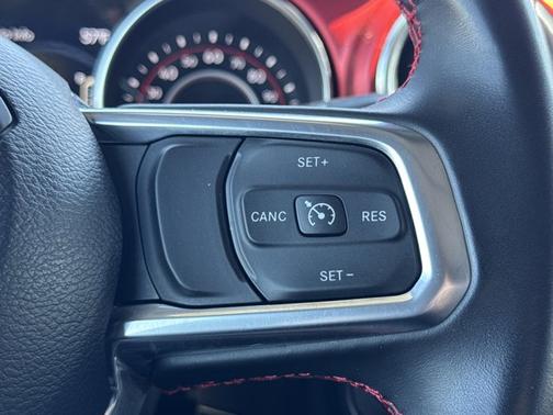 Sting Gray Clearcoat 2022 Jeep Gladiator Rubicon