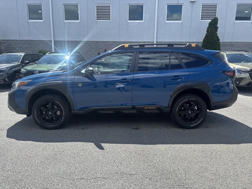 Geyser Blue 2024 Subaru Outback Wilderness