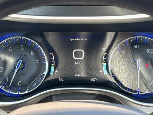 Velvet Red Pearlcoat 2018 Chrysler Pacifica Touring-L