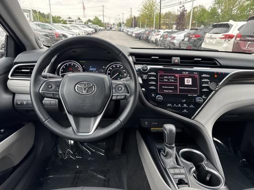 Predawn Gray Mica 2018 Toyota Camry XLE