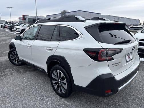 2023 Subaru Outback Touring XT