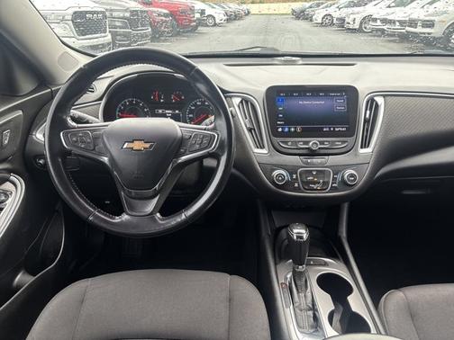 Shadow Gray Metallic 2020 Chevrolet Malibu RS