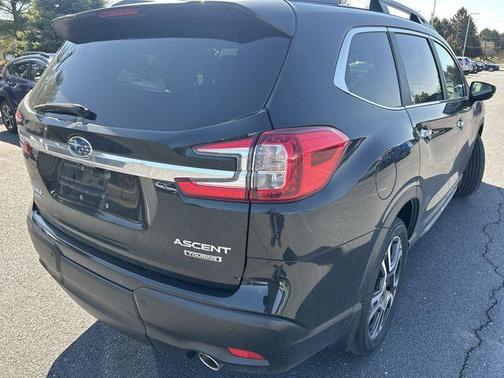 Crystal Black Pearl 2026 Subaru Ascent Touring