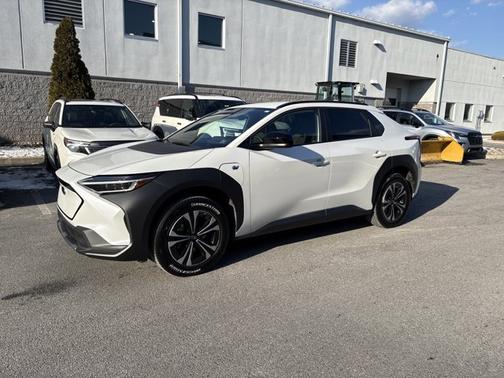 2025 Subaru Solterra Premium