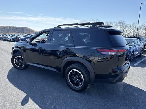 2025 Nissan Pathfinder Rock Creek