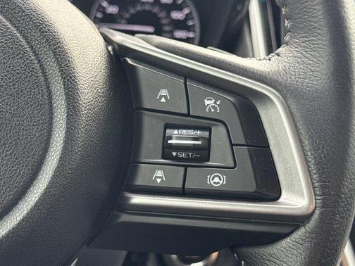 Crystal Black Silica 2022 Subaru Legacy Premium