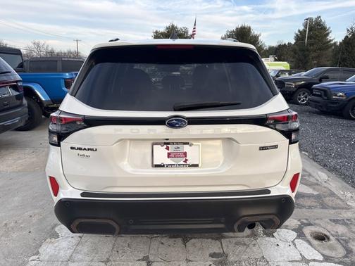 2025 Subaru Forester Hybrid Sport
