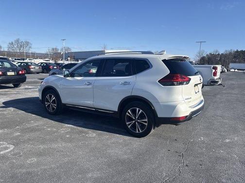 2017 Nissan Rogue SL