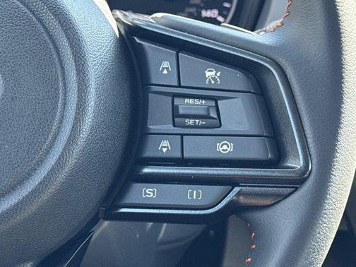 Crystal Black Silica 2025 Subaru Crosstrek Limited