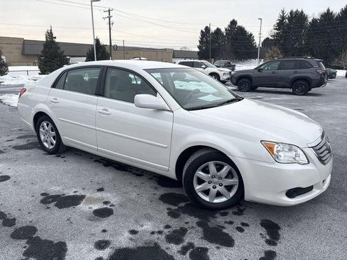 2010 Toyota Avalon XLS