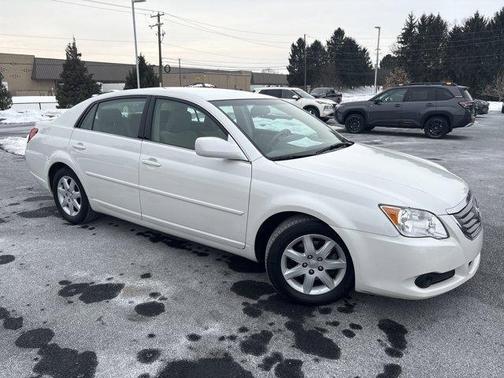 2010 Toyota Avalon XLS