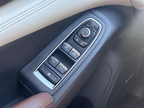 Magnetite Gray Metallic 2022 Subaru Ascent Touring 7-Passenger