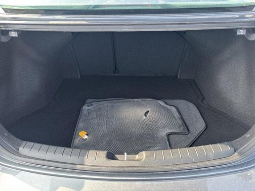 2017 Hyundai ELANTRA Value Edition