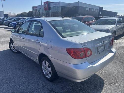 2005 Toyota Corolla LE