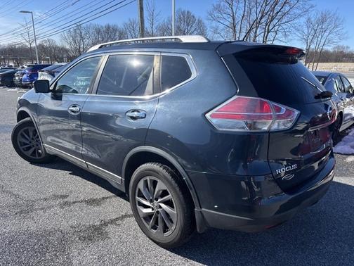 2016 Nissan Rogue SL