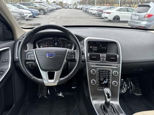 Blackstone 2016 Volvo XC60 T6 Drive-E