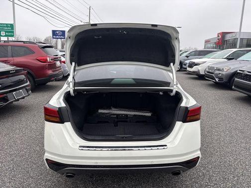 2022 Nissan Altima 2.5 SR