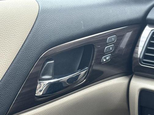 Basque Red Pearl II 2016 Honda Accord EX-L