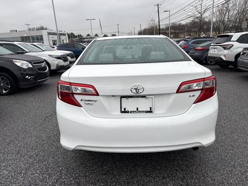 2014 Toyota Camry LE
