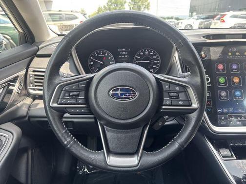 Crystal White Pearl 2024 Subaru Outback Limited