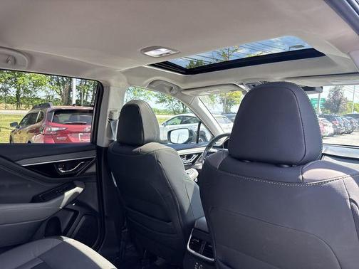 Cosmic Blue Pearl 2024 Subaru Outback Onyx Edition