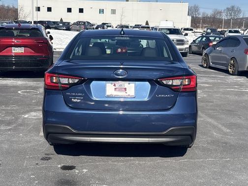 2022 Subaru Legacy 