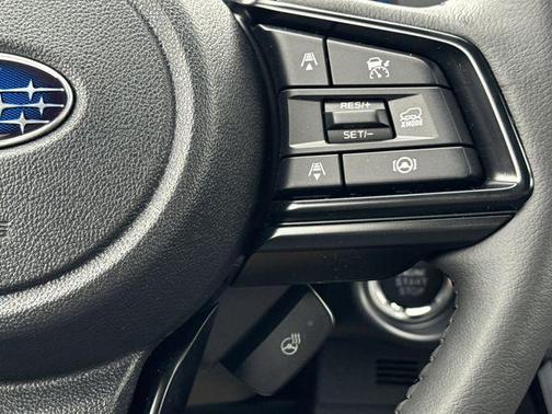 Crystal Black Pearl 2026 Subaru Outback Limited