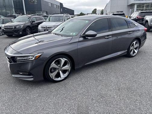 2019 Honda Accord Touring 2.0T