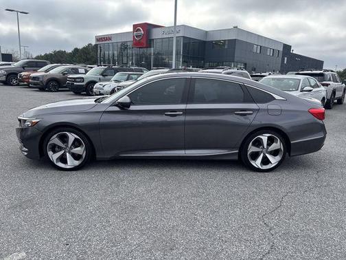 2019 Honda Accord Touring 2.0T