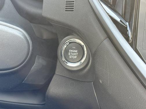 Crystal White Pearl 2026 Subaru Ascent Premium
