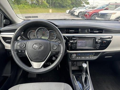 Classic Silver Metallic 2016 Toyota Corolla LE