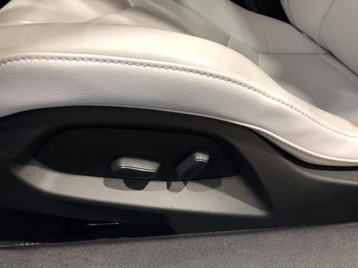 2023 Chevrolet Corvette Stingray w/1LT