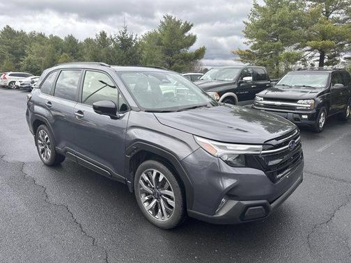 Magnetite Gray Metallic 2025 Subaru Forester Touring