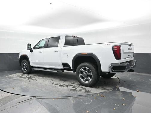 2026 GMC Sierra 2500 SLT