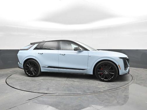 2026 Cadillac LYRIQ V