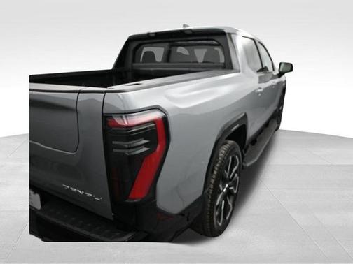 2025 GMC Sierra EV Denali