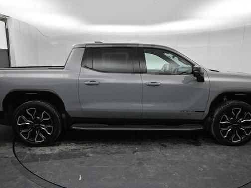 2025 GMC Sierra EV Denali