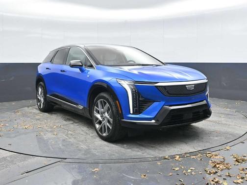 2026 Cadillac OPTIQ Luxury