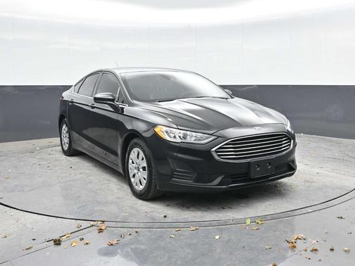 2019 Ford Fusion S